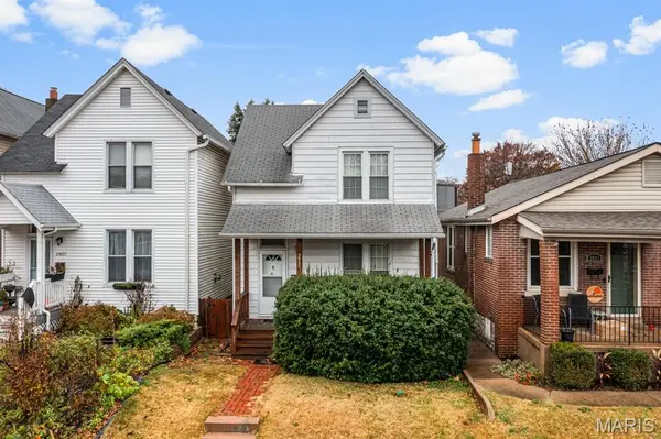 2925 Macklind AVE, St Louis, MO 63139