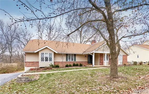14628 Big Timber LN, Chesterfield, MO 63017
