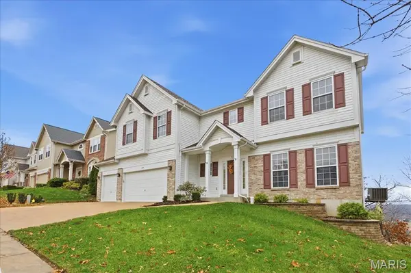 624 Meramec View DR, Eureka, MO 63025