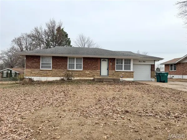 1250 Admiral DR,  Bellefontaine Nghbrs,  MO 63137