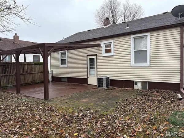 43 Connolly DR, Calverton Park, MO 63135