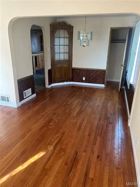 8139 Blanchard DR, Berkeley, MO 63134