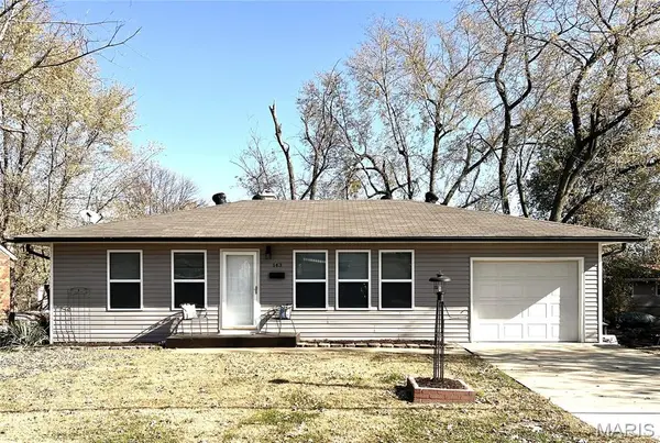 143 Maple ST, Cottage Hills, IL 62018