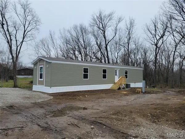 211 Main Street, Truxton, MO 63381