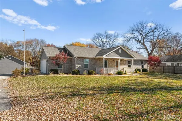 2060 Decker RD, Maryville, IL 62062
