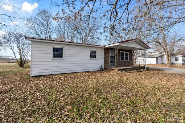 428 Mandeville ST, Morley, MO 63771
