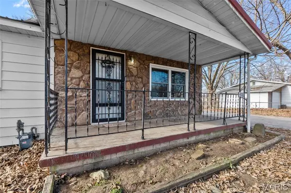428 Mandeville ST, Morley, MO 63771