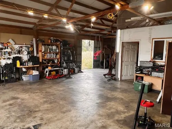 2656 Cynthia CT, Farmington, MO 63640