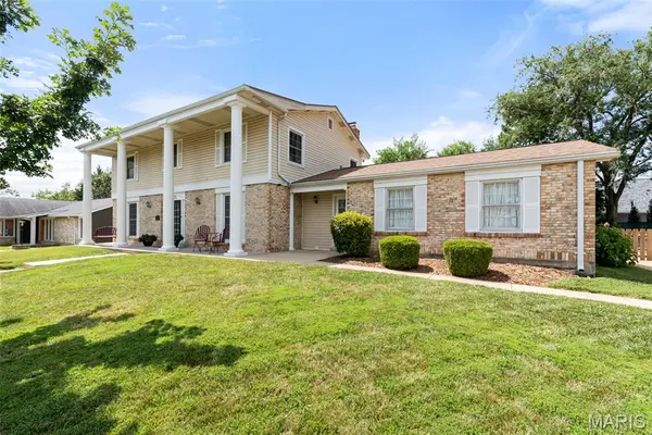 603 Rue Montand DR, Ballwin, MO 63011
