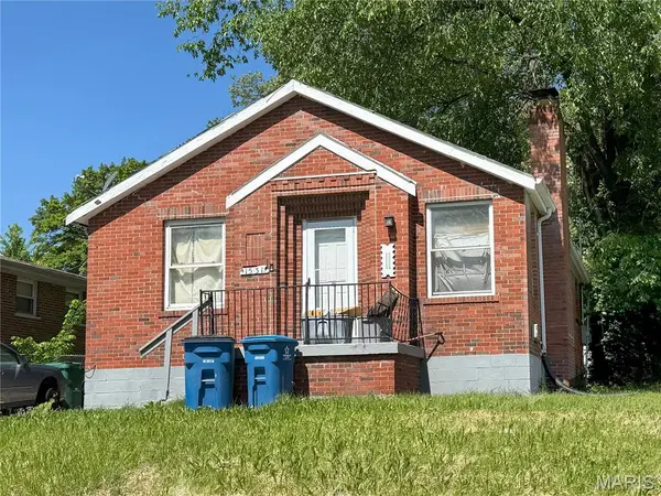1531 Nixon AVE, Pagedale, MO 63133
