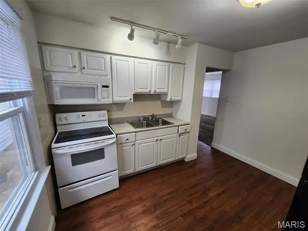6531 Mount AVE, Hillsdale, MO 63121