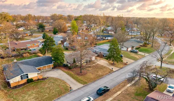 1640 Rathford DR, St Louis, MO 63146