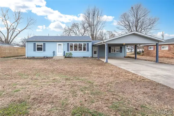 704 Saint Joseph DR, Collinsville, IL 62234