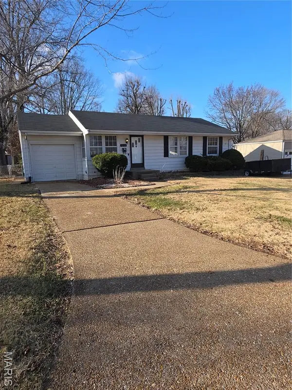 1222 Hoyt DR, Bellefontaine Nghbrs, MO 63137