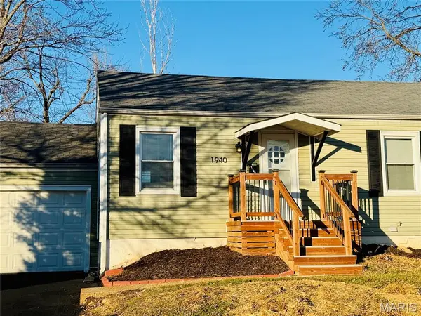 1940 Stedman CT,  Overland,  MO 63114