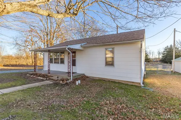 536 Pine ST, Farmington, MO 63640