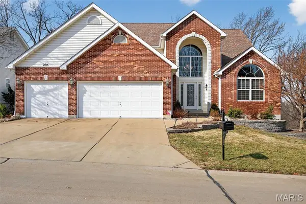 295 Romaine Spring VW,  Fenton,  MO 63026
