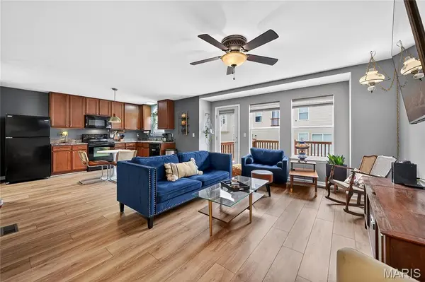 23 Country Heights CT, Lake St Louis, MO 63367