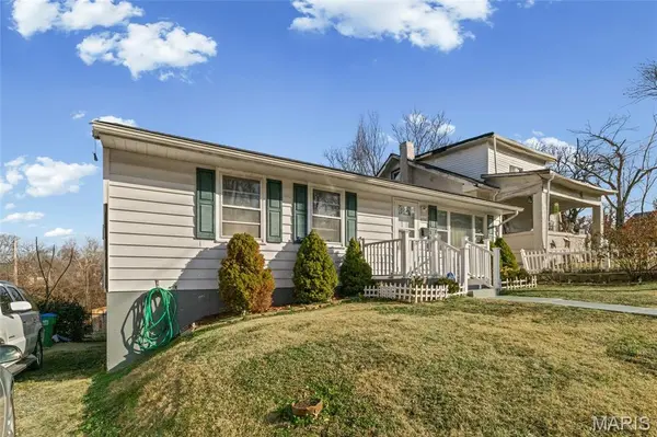 6241 Lorraine AVE, Hillsdale, MO 63121