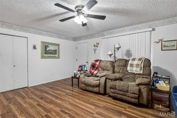 1 Toler DR, Fredericktown, MO 63645