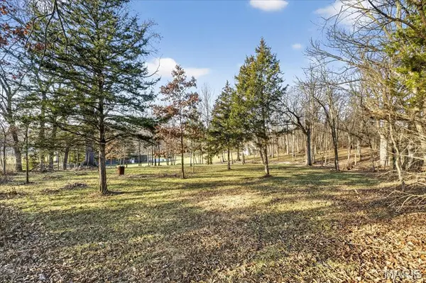 60 S Creek DR, Moscow Mills, MO 63362