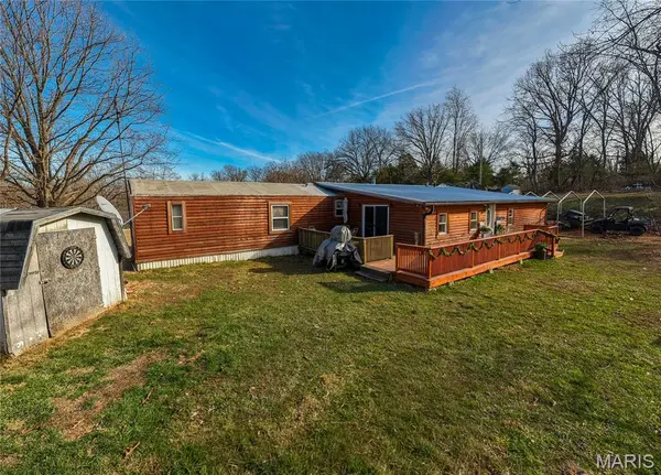 7828 Saint George RD, Hartville, MO 65667