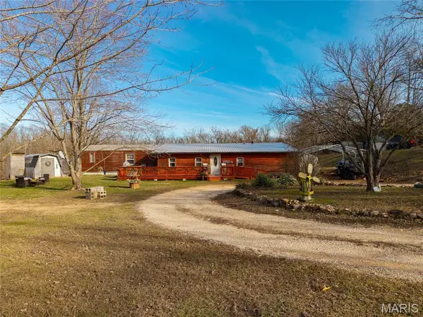 7828 Saint George RD, Hartville, MO 65667
