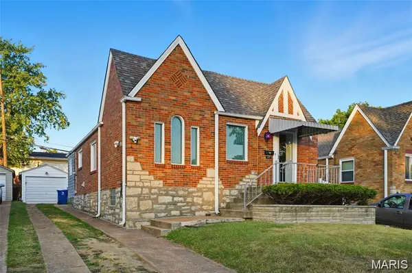 317 Tacoma DR, Mehlville, MO 63125