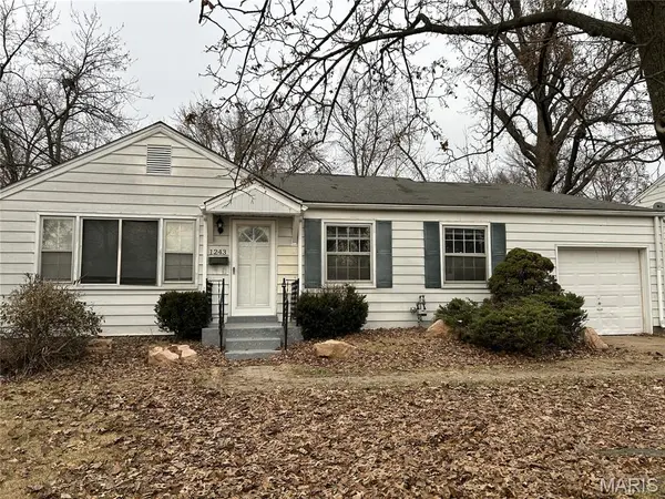 1243 Addison DR,  Bellefontaine Nghbrs,  MO 63137