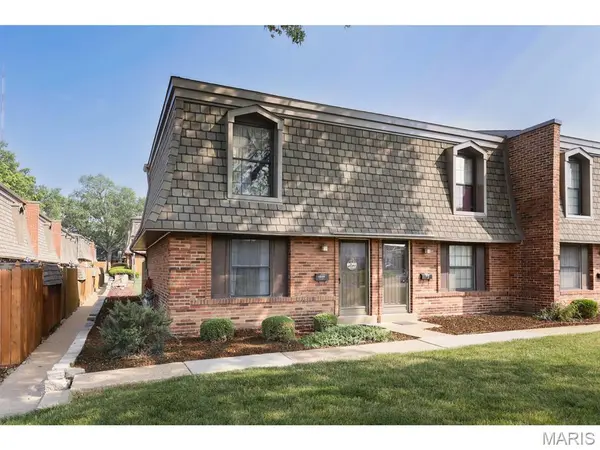 1908 Union RD, Mehlville, MO 63125