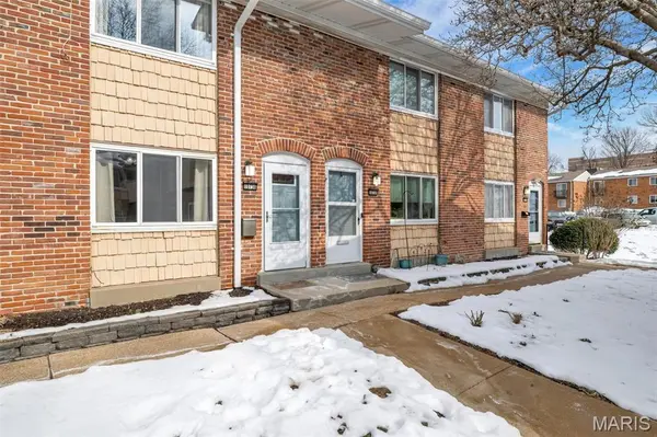 10736 Carroll Wood WAY, St Louis, MO 63128