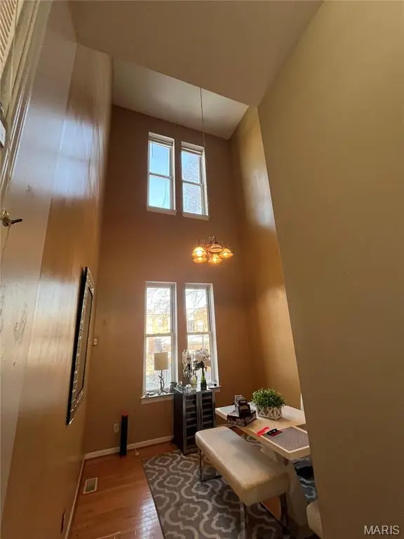 1939 Senate ST, St Louis, MO 63118