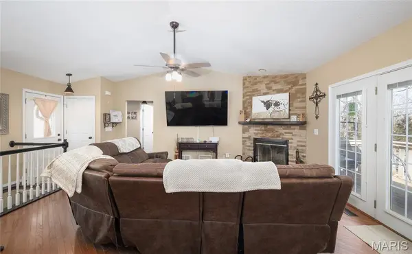 37118 Willow RD, Plato, MO 65552