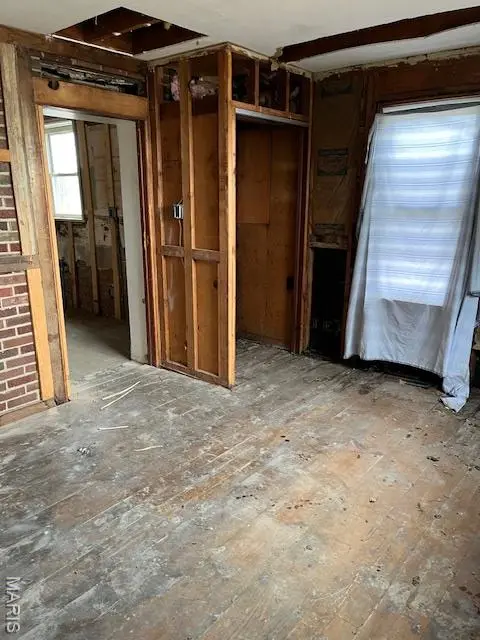9607 Reavis RD, Affton, MO 63123