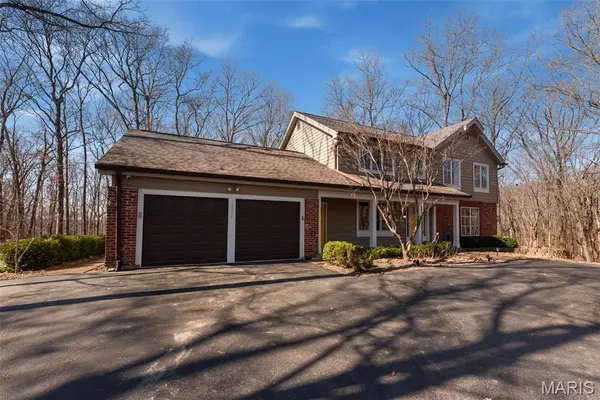 18870 Highwood Estates DR, Wildwood, MO 63069