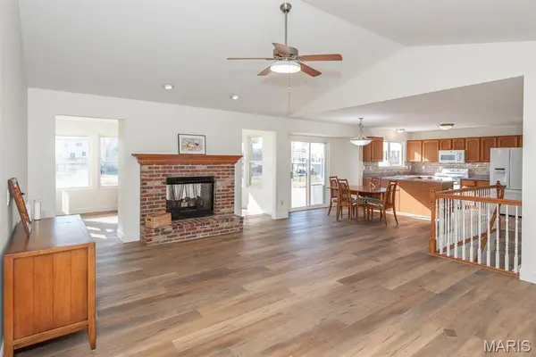 251 Old Chesapeake DR, Wentzville, MO 63385