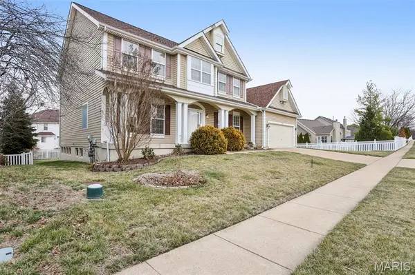 1487 Fenway DR, Fenton, MO 63026