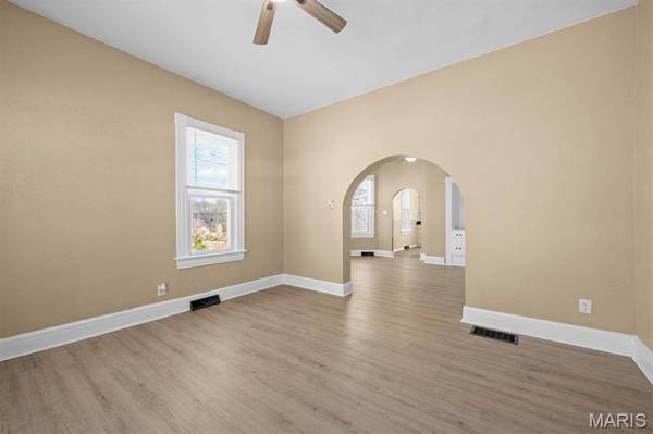313 Dry ST, Alton, IL 62002
