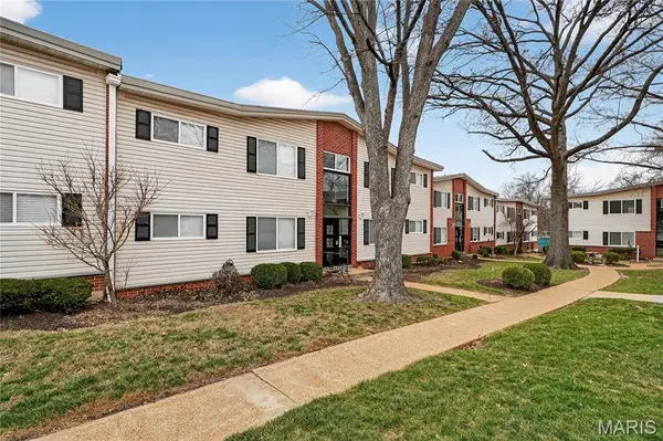 115 E Washington AVE #2N, Kirkwood, MO 63122