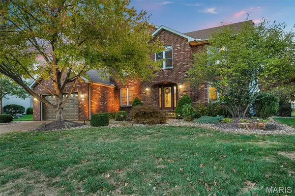 37 Ernst DR, Glen Carbon, IL 62034