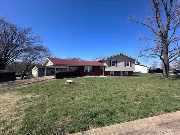 902 Pamela CT, Park Hills, MO 63601