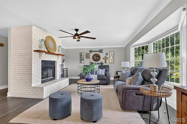 2442 Jackson RD, Wentzville, MO 63385