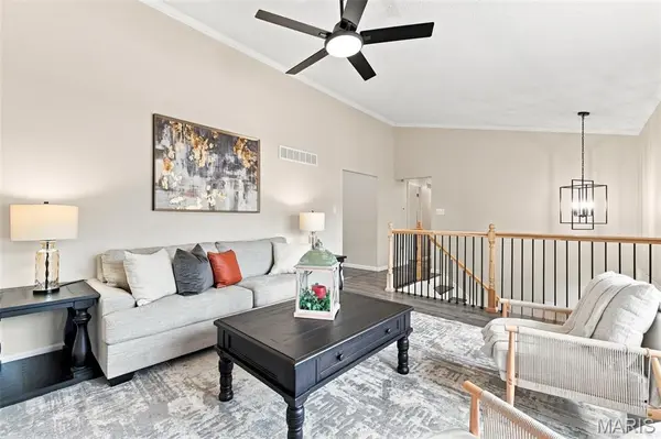 1776 Praise BLVD, Fenton, MO 63026