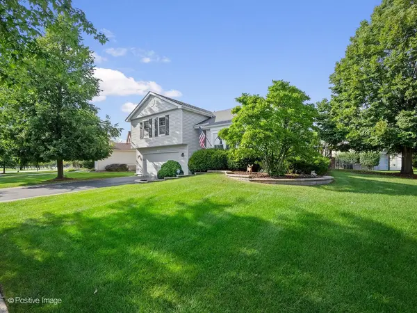 575 Adare RD, Bartlett, IL 60103