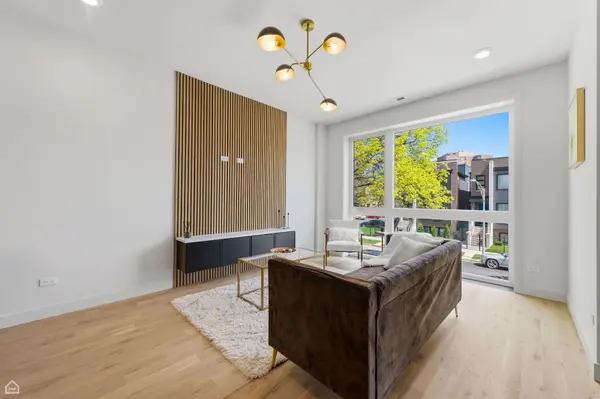 4132 S Calumet AVE #301, Chicago, IL 60653