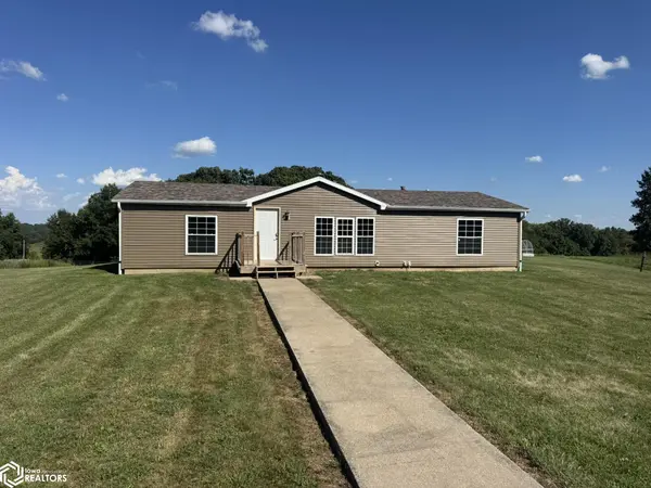 6064 227Th ST, Albia, IA 52531