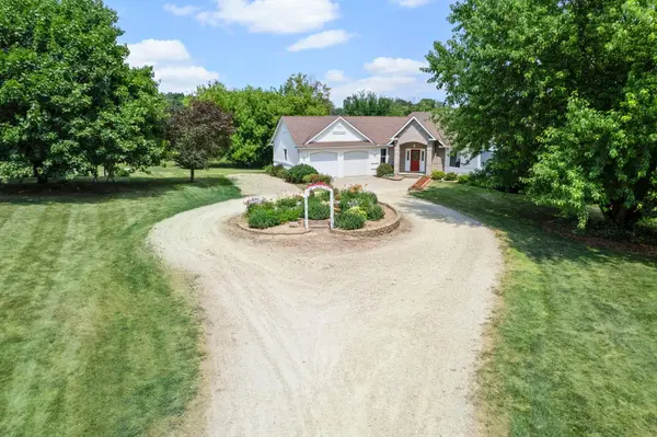 N6690 870th ST, River Falls, WI 54022