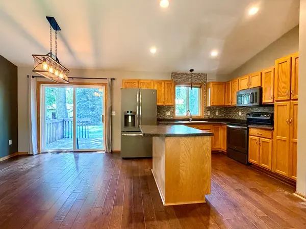 2110 Darling AVE E, Alexandria, MN 56308