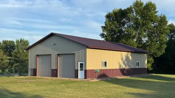 8809 Green Meadow RD, Milaca, MN 56353