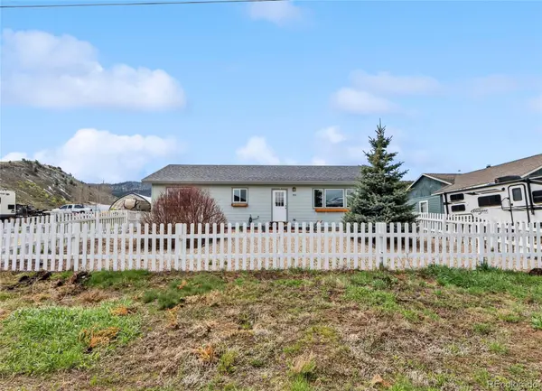 580 E Byers AVE, Hot Sulphur Springs, CO 80451